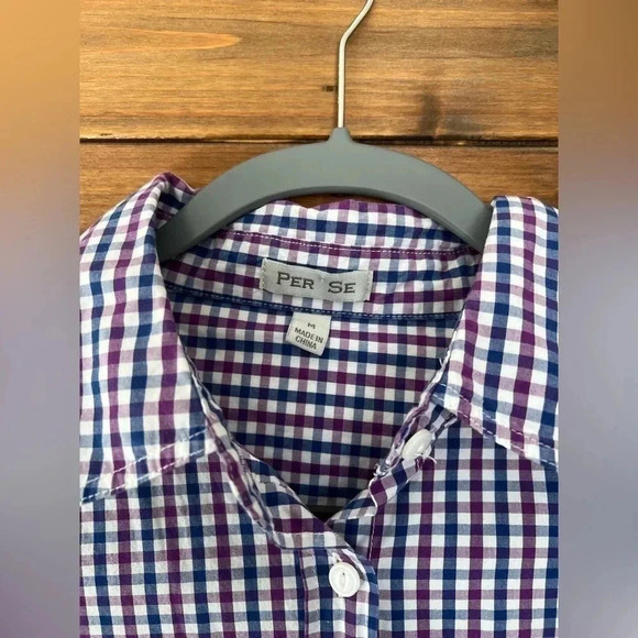 Per Se woman’s plaid button up shirt size medium color white purple and blue - Picture 2 of 5